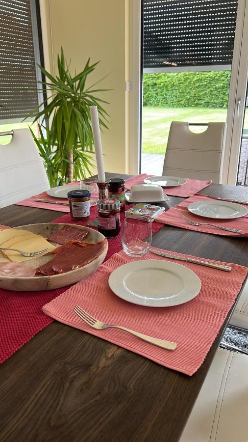 Schoenes Privatzimmer Region Hannover Springe Exteriör bild